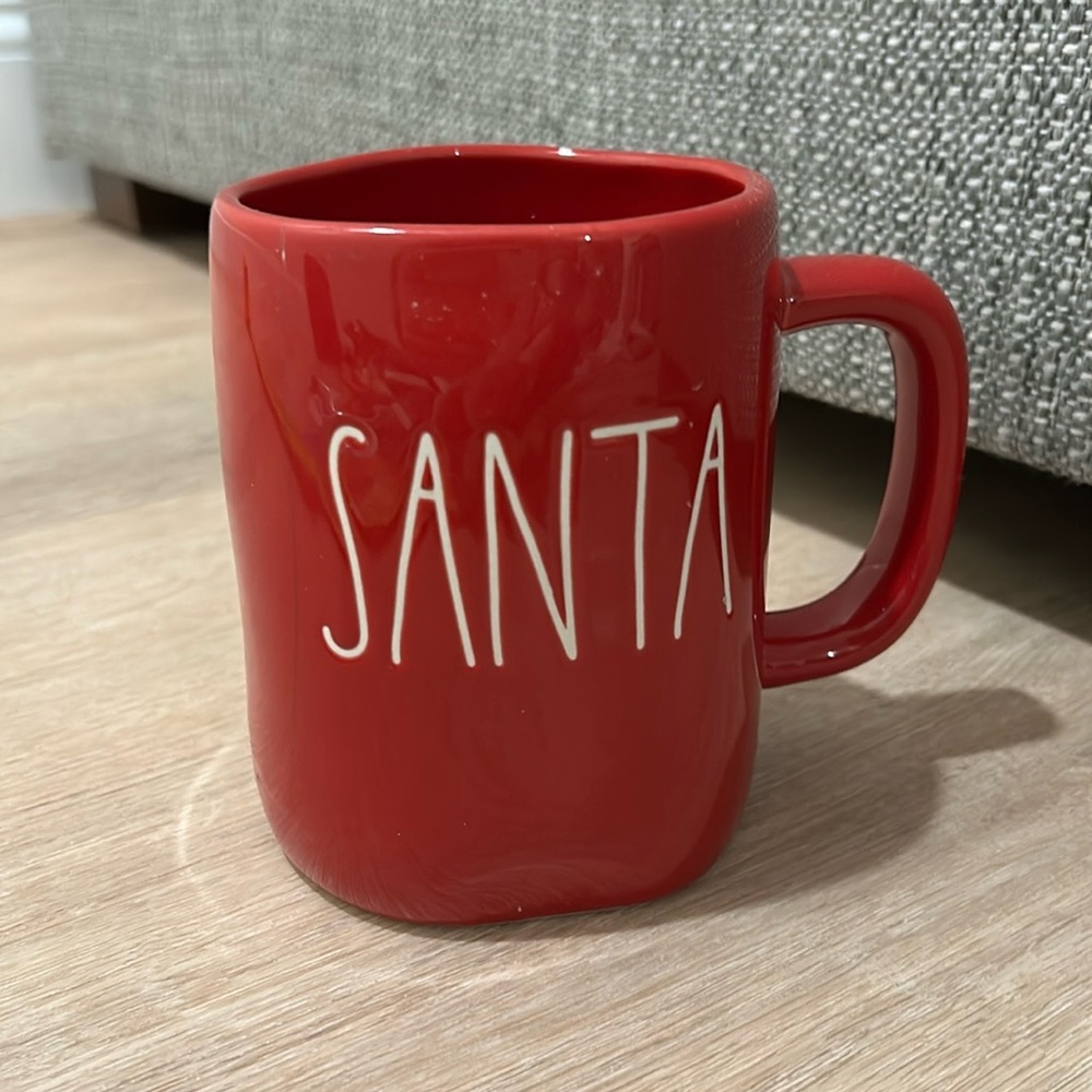 Rae Dunn Artesian collection~ Red Santa mug 16 oz​